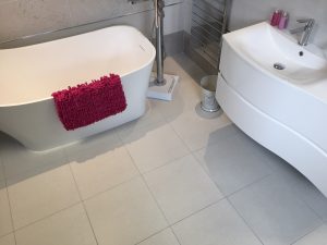 symphony-blanco-45x45-floor-setting